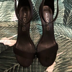 ALDO BLACK HEELS